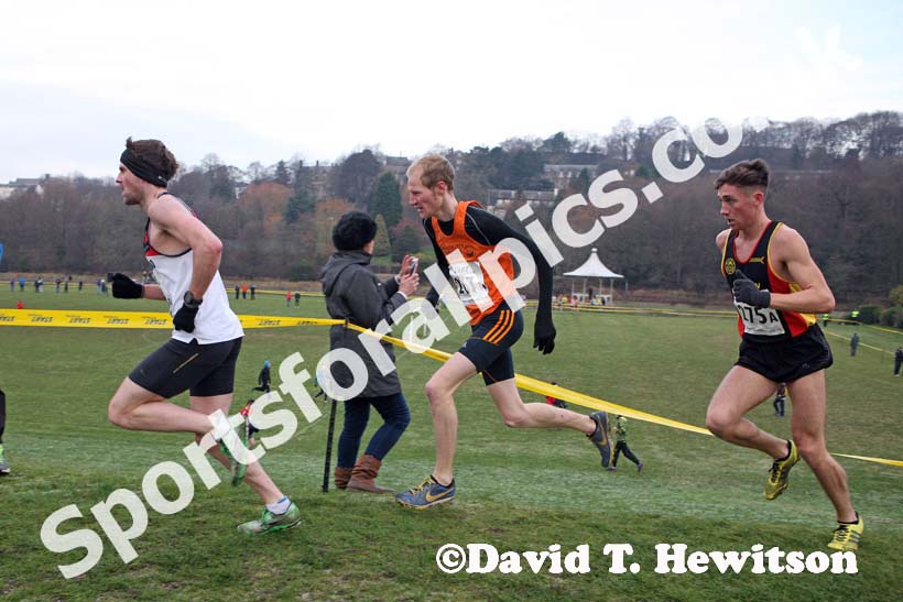 Gateshead, Durham City and Shildon 1st leg senior mens Durham Cathedral Relays. Photo: David T. Hewitson/Sports for All Pics
